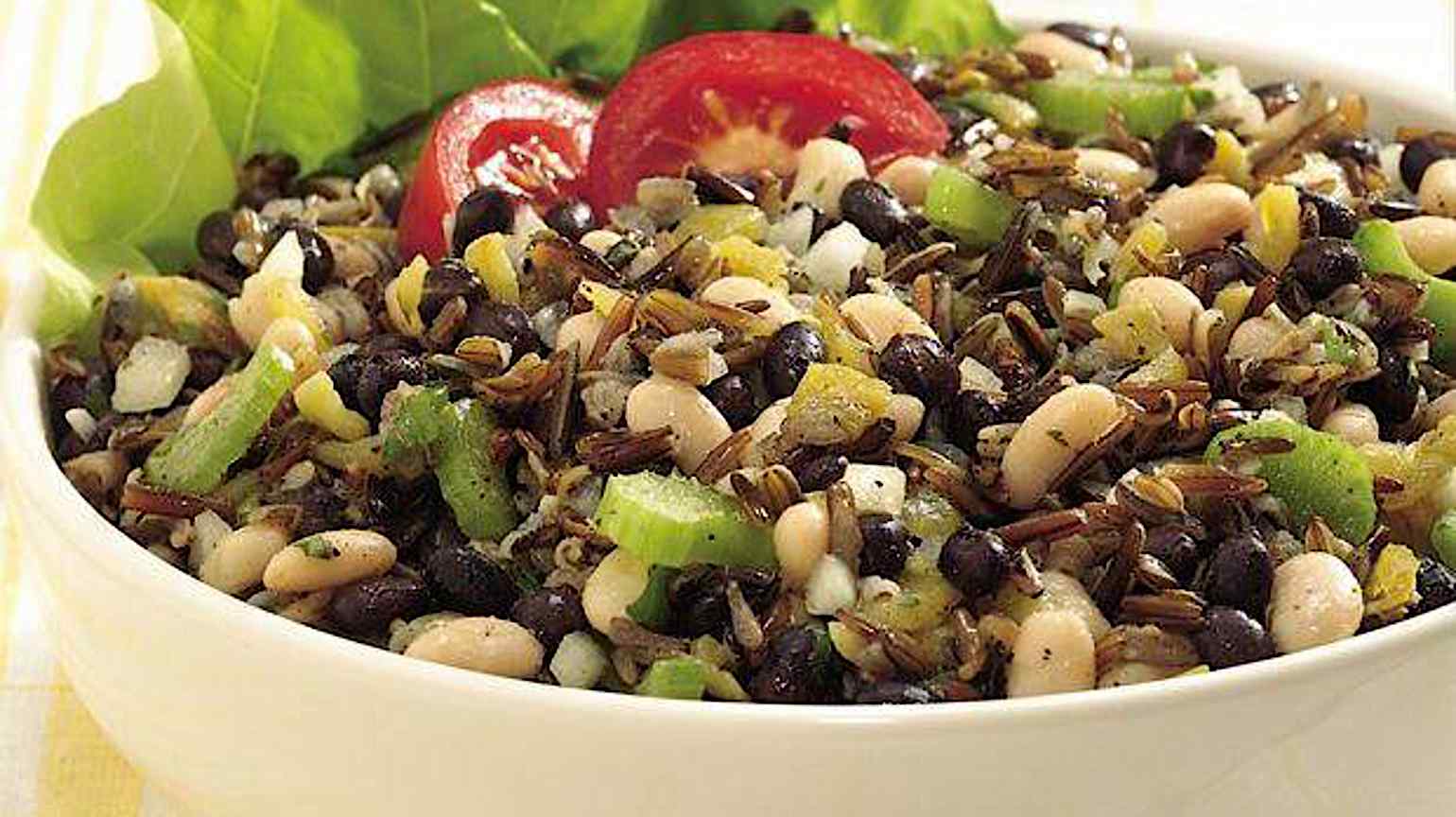 Wildreis-Bohnen-Salat